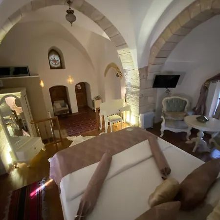 Behrampasa &cafe &restaurant סיבס