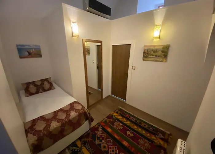 Hotel Behrampasa &cafe &restaurant