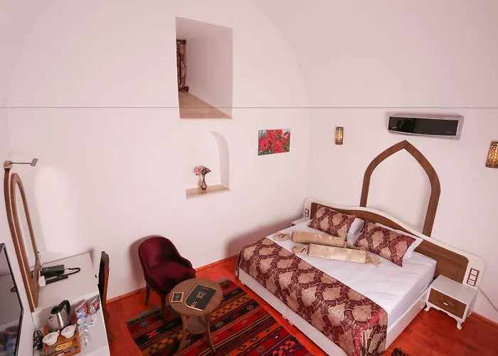 Hotel Behrampasa &cafe &restaurant