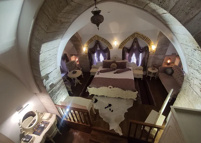 Hotel Behrampasa &cafe &restaurant